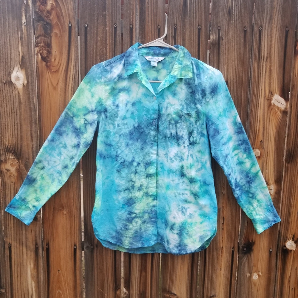 Hand dyed tie dye Old navy button up blouse